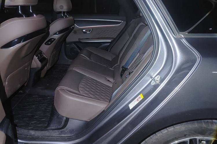 Used BYD Han 2022 DM-i 121KM Luxury Model Left Rear Seat