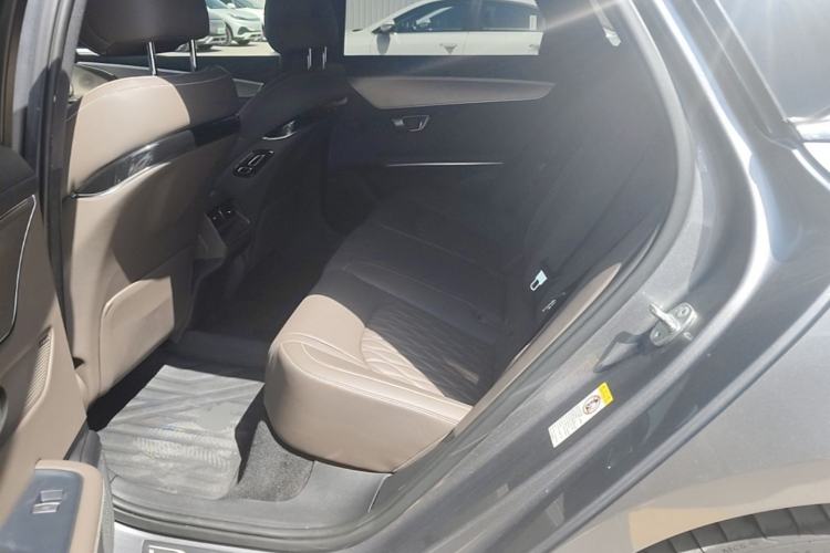 Used BYD Han 2022 EV Genesis Edition 715KM Front-Wheel-Drive Prestige Model Left Rear Seat