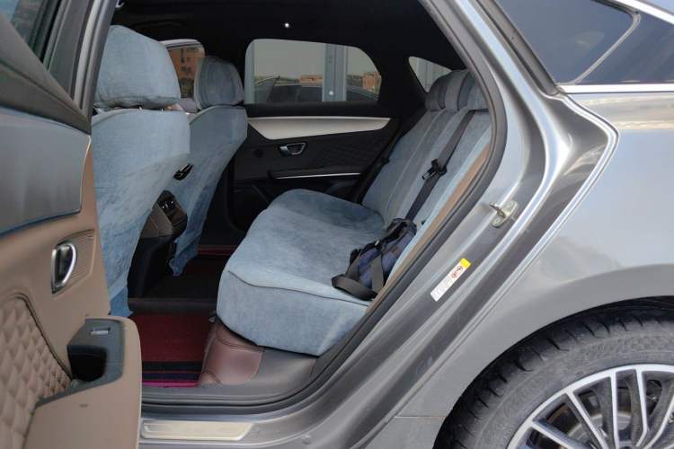 Used BYD Han 2022 DM-i 121KM Prestige Model Left Rear Seat