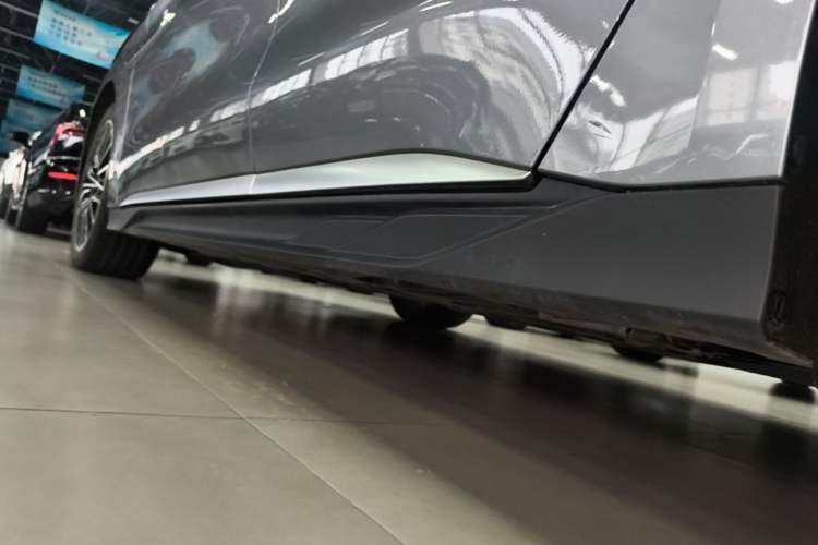 Used BYD Han 2022 DM-i 121KM Luxury Model Left Side Sill