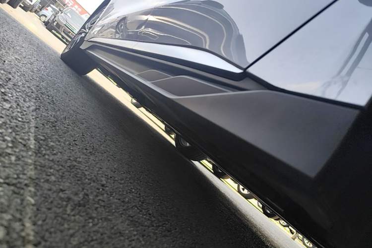 Used BYD Han 2022 DM-i 121KM Prestige Model Left Side Sill