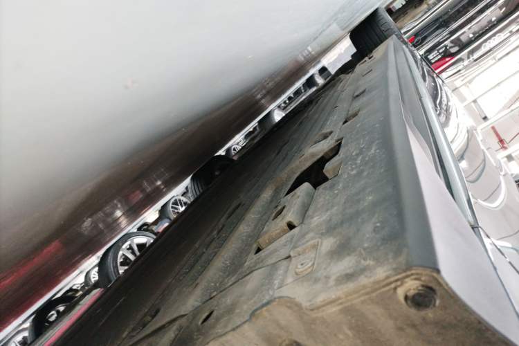 Used BYD Han 2022 DM-i 242km Flagship Model Left Side Sill