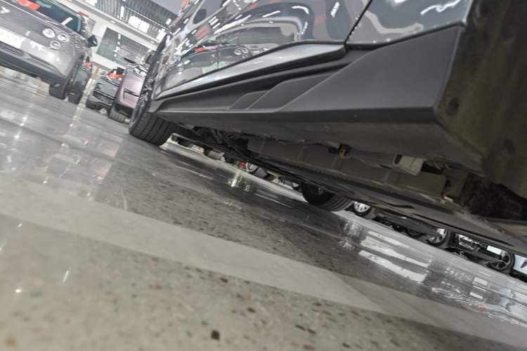 Used BYD Han 2022 DM-i 121KM Prestige Model Left Side Sill