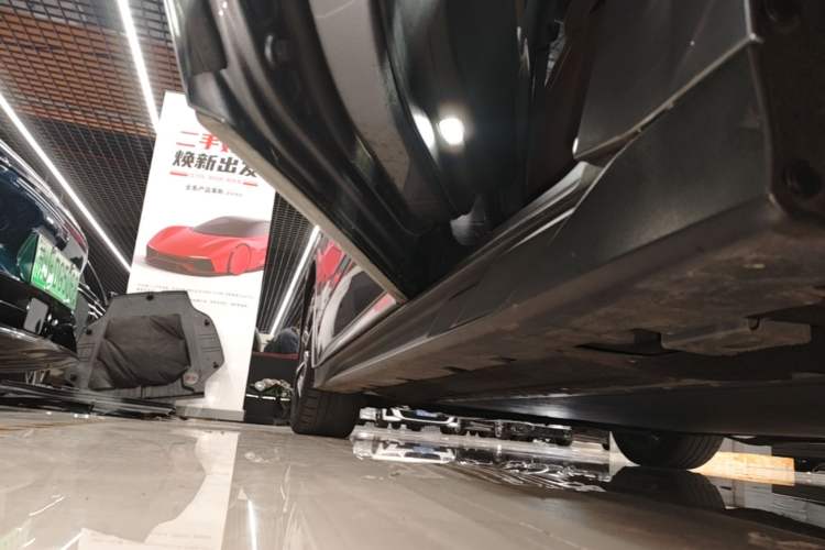 Used BYD Han 2022 EV Genesis Edition 715KM Front-Wheel-Drive Prestige Model Left Side Sill