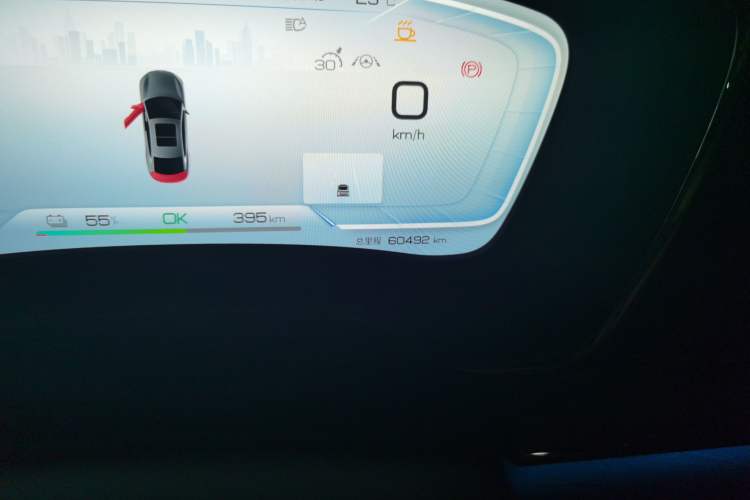 Used BYD Han 2022 EV Genesis Edition 715 km Front-Wheel-Drive Flagship Model Odometer Close Up