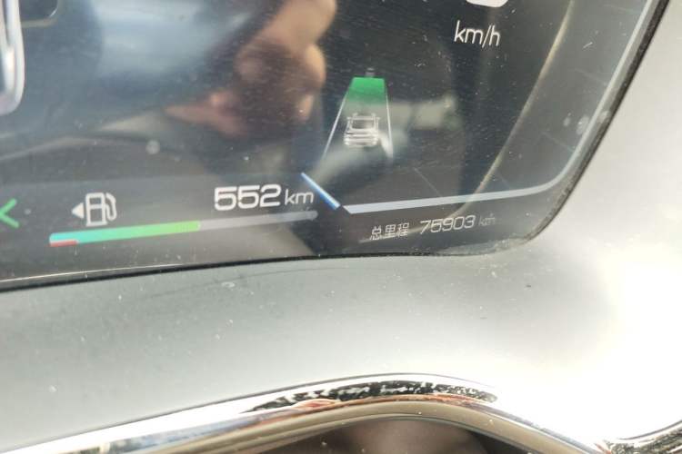 Used BYD Han 2022 DM-i 121KM Prestige Model Odometer Close Up