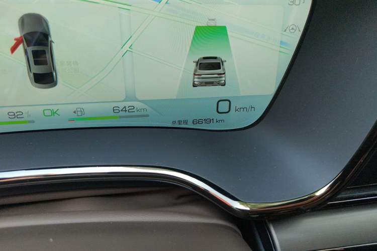 Used BYD Han 2022 DM-i 121KM Luxury Model Odometer Close Up
