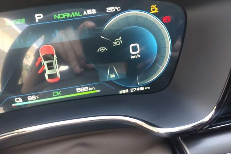 Used BYD Han 2022 EV Genesis Edition 610KM All-Wheel Drive Premium Model Odometer Close Up