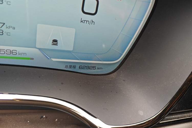 Used BYD Han 2022 EV Genesis Edition 610KM All-Wheel Drive Premium Model Odometer Close Up