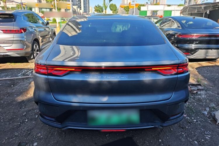 Used BYD Han 2022 EV Genesis Edition 715KM Front-Wheel-Drive Prestige Model Rear