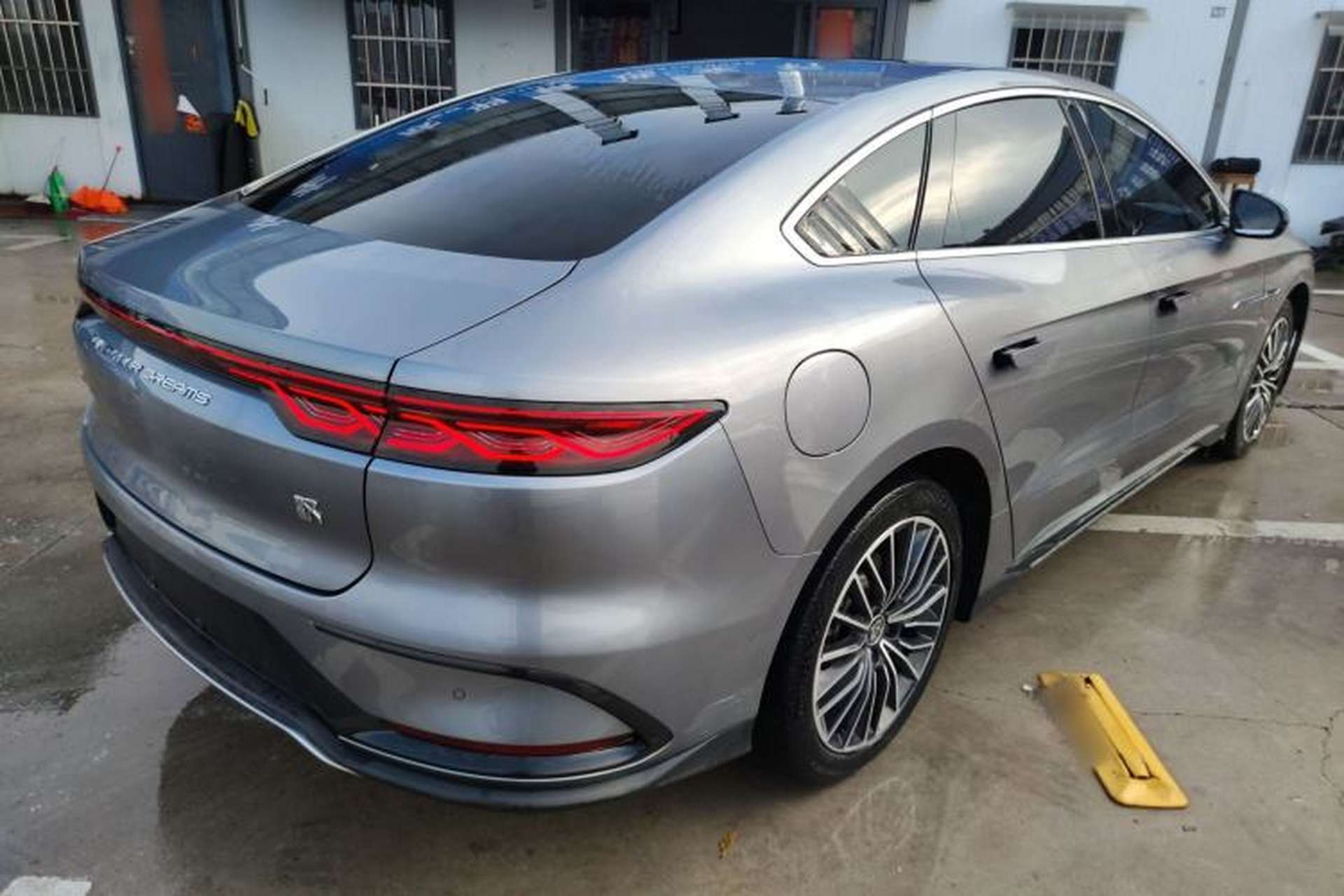 Used BYD Han 2022 DM-i 121KM Prestige Model Rear Right 45 Deg