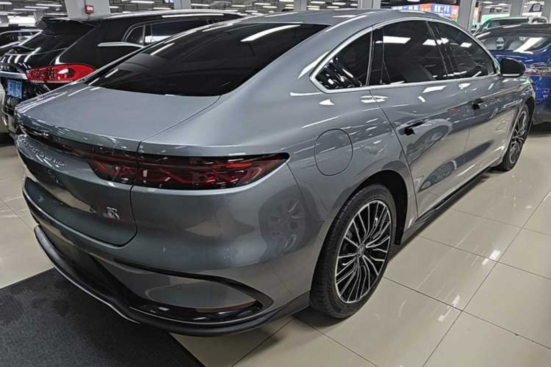 Used BYD Han 2022 DM-i 121KM Prestige Model Rear Right 45 Deg