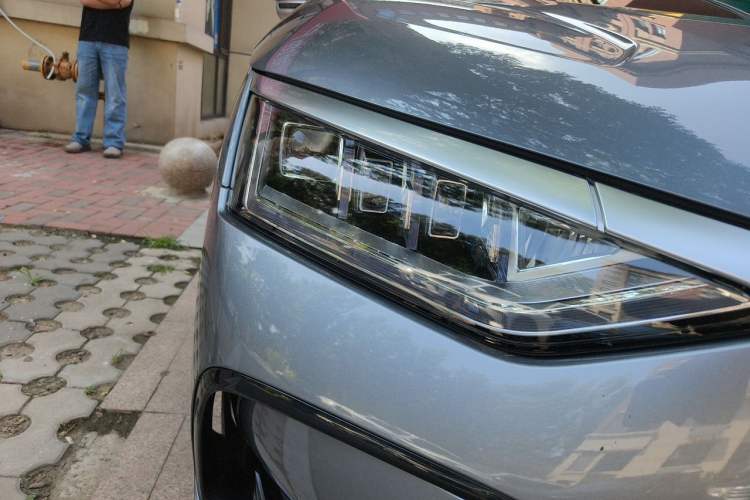 Used BYD Han 2022 DM-i 121KM Luxury Model Right Front Headlight