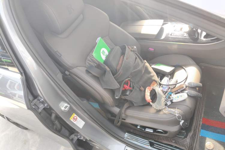 Used BYD Han 2022 EV Genesis Edition 715KM Front-Wheel-Drive Prestige Model Right Front Seat