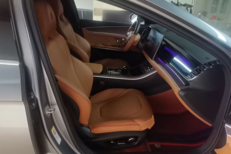 Used BYD Han 2022 DM-i 121KM Luxury Model Right Front Seat