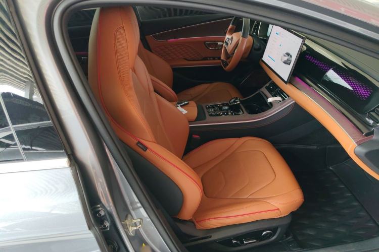 Used BYD Han 2022 DM-i 121KM Luxury Model Right Front Seat