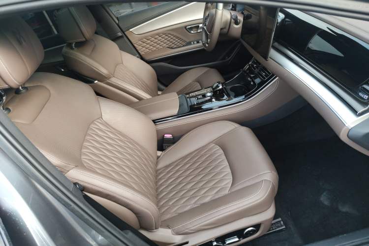 Used BYD Han 2022 DM-i 121KM Prestige Model Right Front Seat