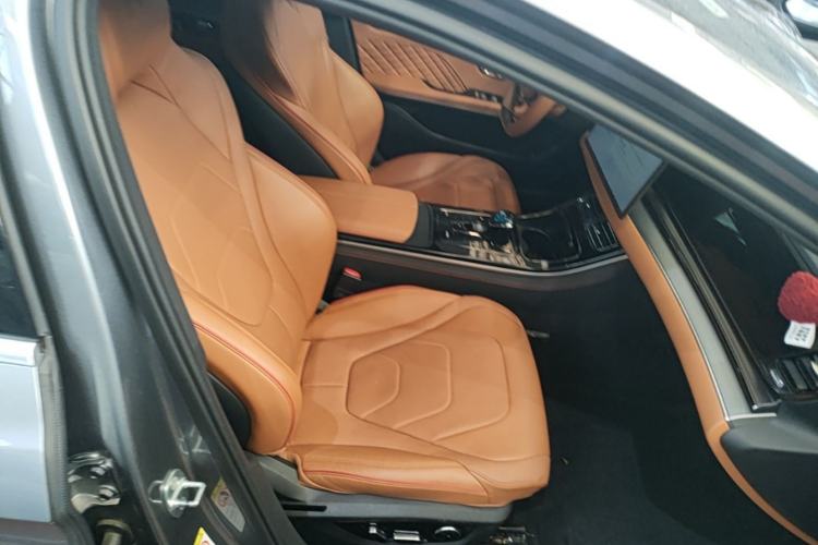 Used BYD Han 2022 DM-i 121KM Prestige Model Right Front Seat