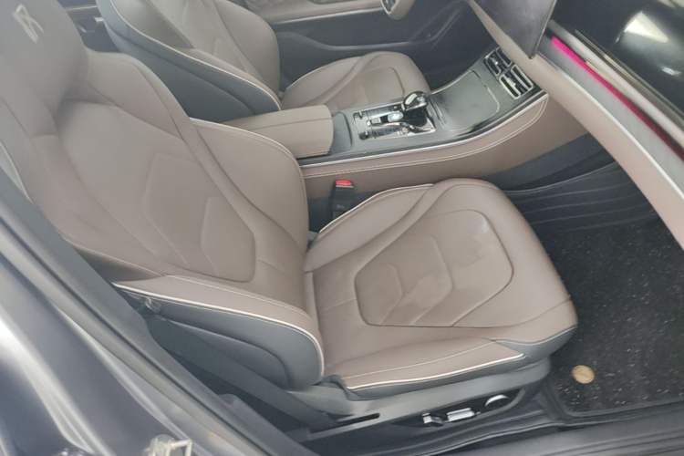 Used BYD Han 2022 DM-i 121KM Luxury Model Right Front Seat