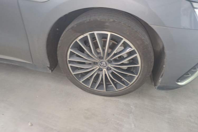 Used BYD Han 2022 DM-i 121KM Luxury Model Right Front Wheel Hub