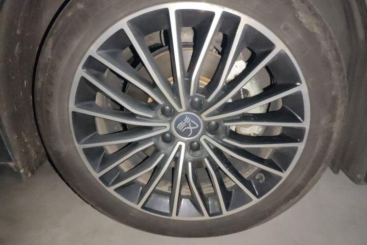 Used BYD Han 2022 DM-i 121KM Luxury Model Right Front Wheel Hub