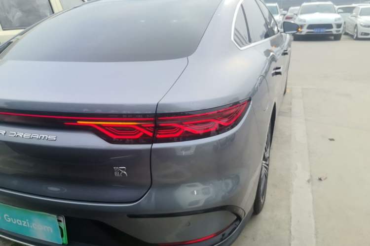 Used BYD Han 2022 DM-i 121KM Prestige Model Right Rear Taillight