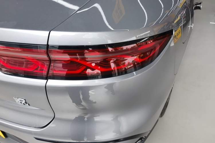 Used BYD Han 2022 DM-i 121KM Luxury Model Right Rear Taillight