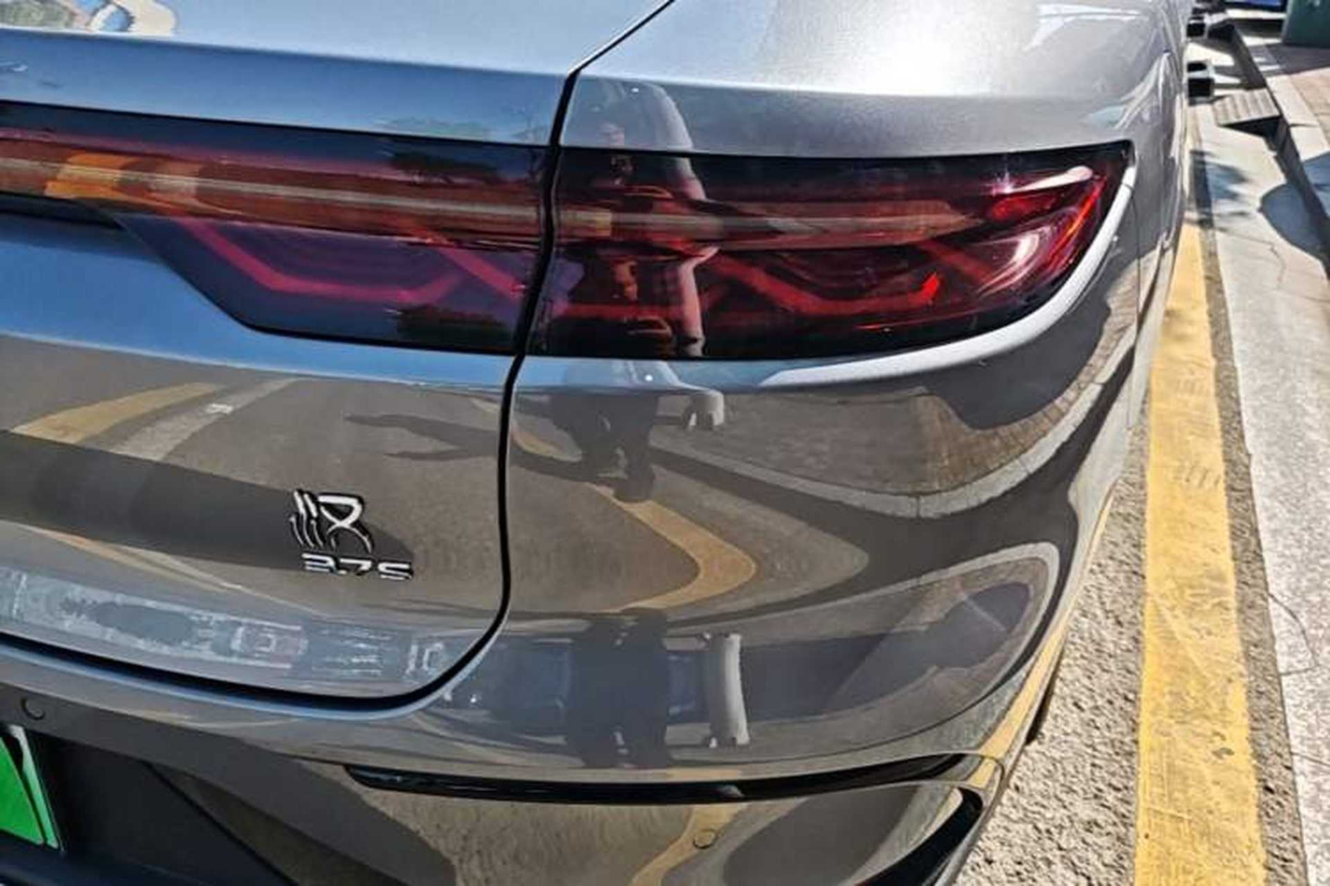 Used BYD Han 2022 DM-p 202km Four-Wheel Drive Flagship Model Right Rear Taillight
