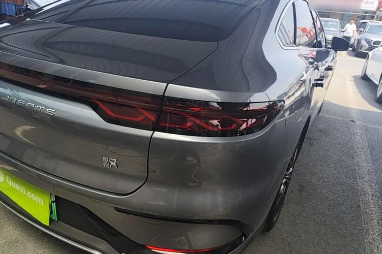 Used BYD Han 2022 DM-i 121KM Prestige Model Right Rear Taillight