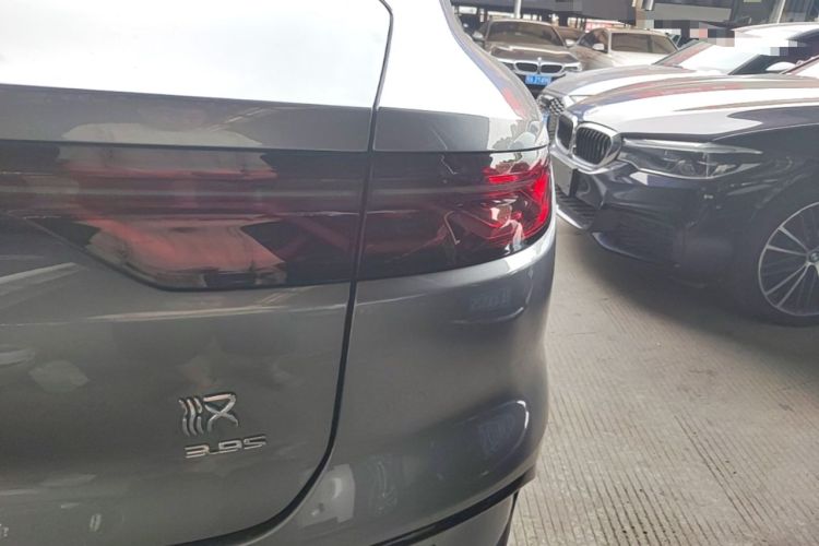 Used BYD Han 2022 EV Genesis Edition 610KM All-Wheel Drive Premium Model Right Rear Taillight