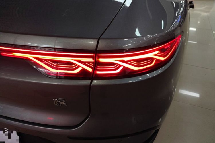Used BYD Han 2022 DM-i 121KM Luxury Model Right Rear Taillight