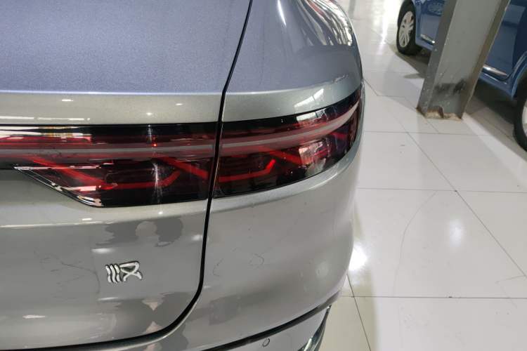 Used BYD Han 2022 DM-i 121KM Luxury Model Right Rear Taillight