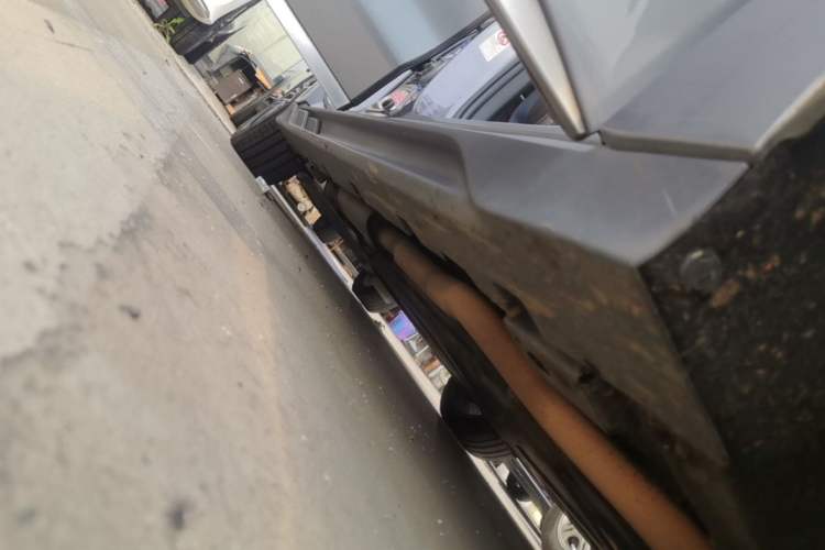 Used BYD Han 2022 DM-i 121KM Prestige Model Right Side Sill