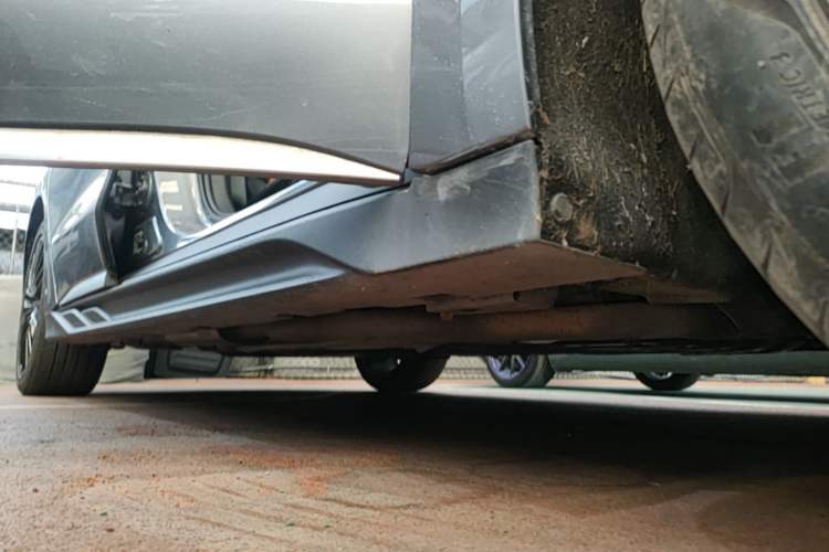 Used BYD Han 2022 DM-i 121KM Prestige Model Right Side Sill