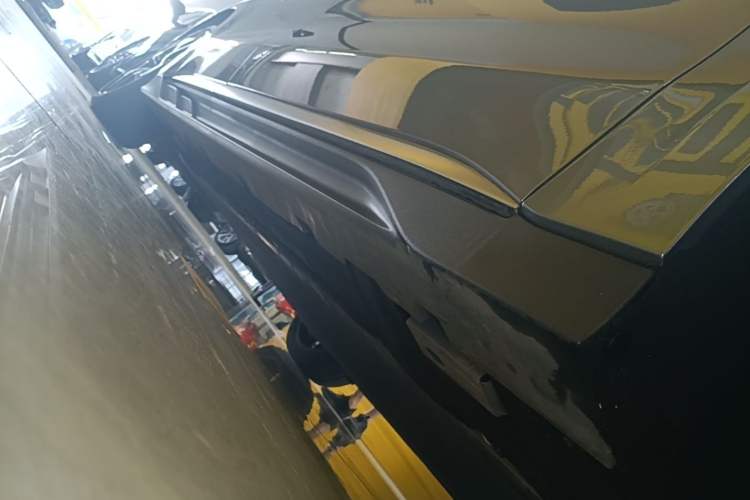 Used BYD Han 2022 EV Genesis Edition 715KM Front-Wheel-Drive Prestige Model Right Side Sill