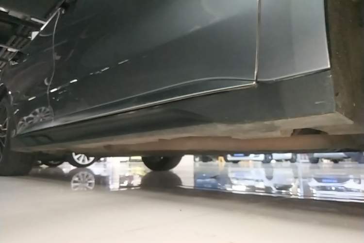 Used BYD Han 2022 DM-i 121KM Luxury Model Right Side Sill