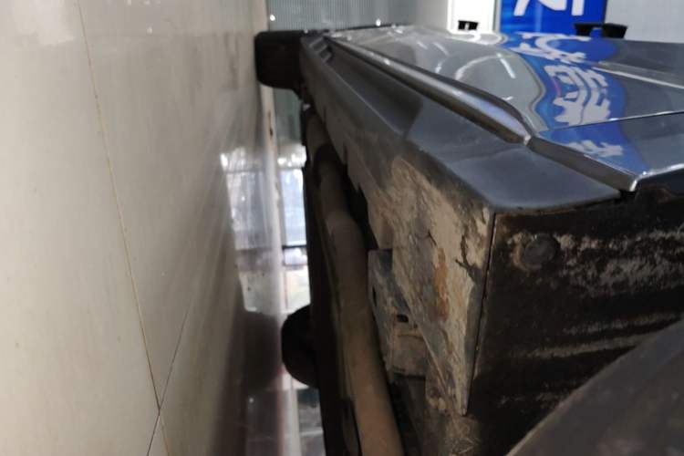 Used BYD Han 2022 DM-i 121KM Luxury Model Right Side Sill