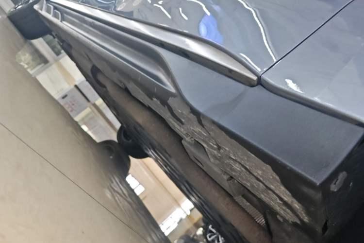 Used BYD Han 2022 DM-p 202km Four-Wheel Drive Flagship Model Right Side Sill