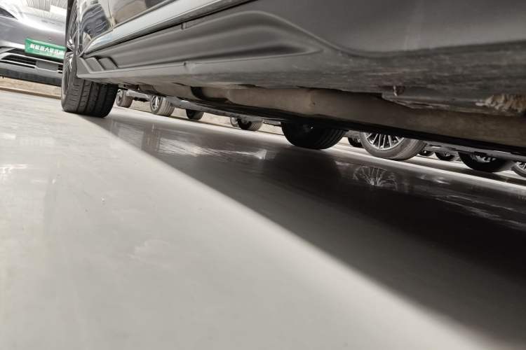 Used BYD Han 2022 DM-i 121KM Luxury Model Right Side Sill