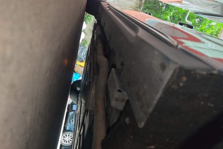 Used BYD Han 2022 DM-i 121KM Luxury Model Right Side Sill