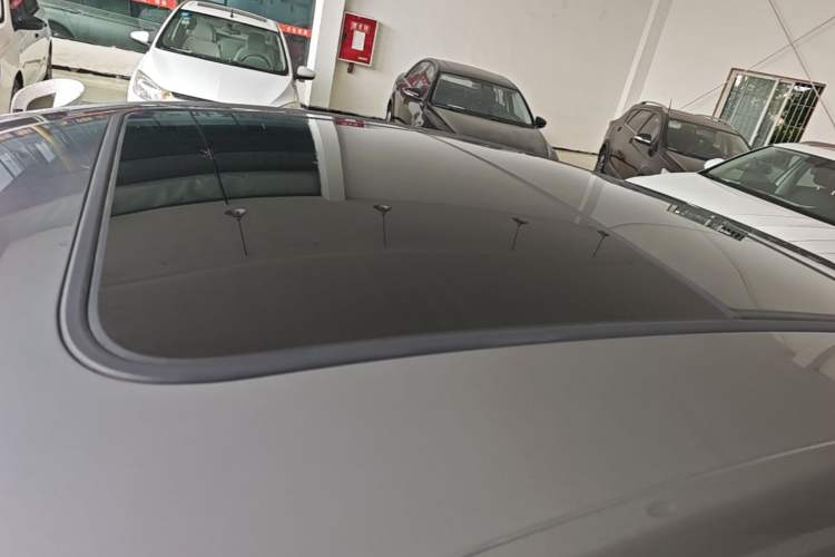 Used BYD Han 2022 DM-i 121KM Prestige Model Roof