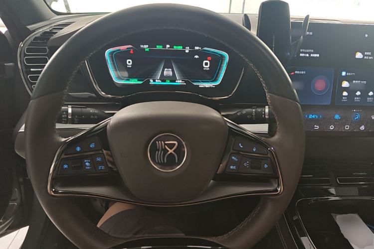 Used BYD Han 2022 EV Genesis Edition 715KM Front-Wheel-Drive Prestige Model Steering Wheel