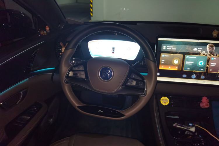 Used BYD Han 2022 EV Genesis Edition 715 km Front-Wheel-Drive Flagship Model Steering Wheel