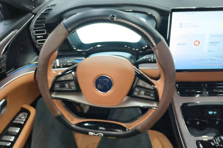 Used BYD Han 2022 EV Genesis Edition 610KM All-Wheel Drive Premium Model Steering Wheel