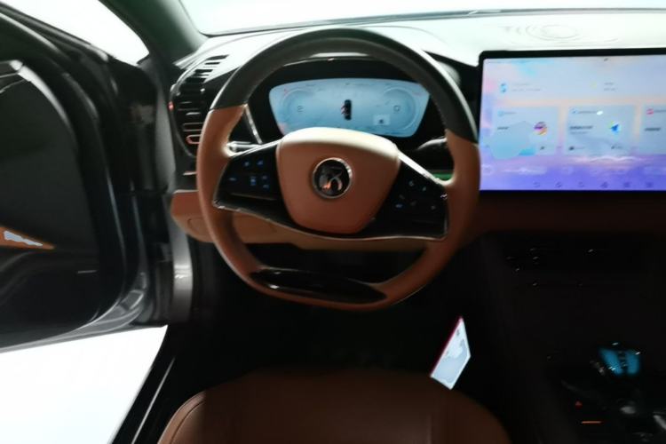 Used BYD Han 2022 DM-i 121KM Luxury Model Steering Wheel
