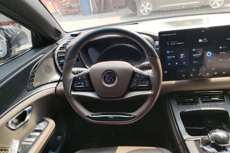 Used BYD Han 2022 EV Genesis Edition 610KM All-Wheel Drive Premium Model Steering Wheel