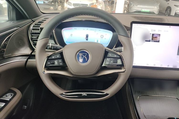 Used BYD Han 2022 DM-i 121KM Luxury Model Steering Wheel
