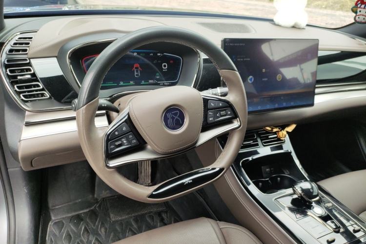Used BYD Han 2022 DM-i 121KM Prestige Model Steering Wheel