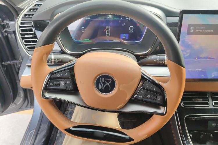 Used BYD Han 2022 EV Genesis Edition 715KM Front-Wheel-Drive Prestige Model Steering Wheel