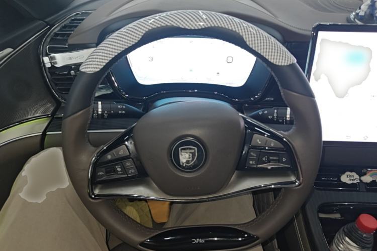 Used BYD Han 2022 DM-i 121KM Prestige Model Steering Wheel